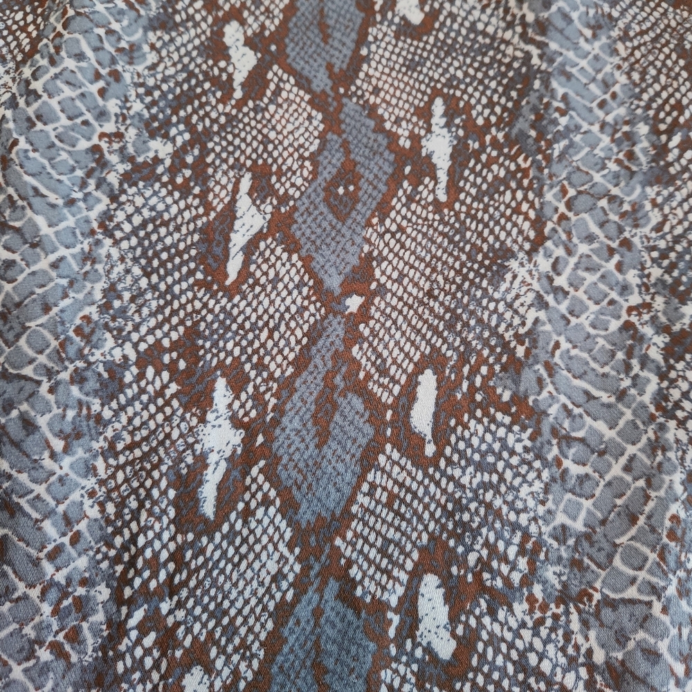 Banana Republic Blue Snake Python Print Sleeveles… - image 5